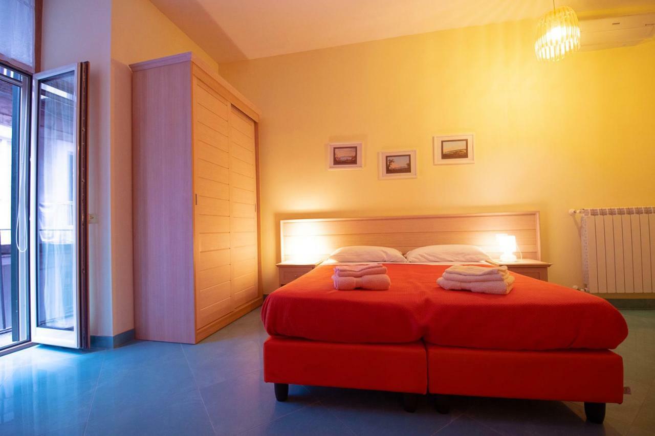 نابولي B&B Al Centro Storico المظهر الخارجي الصورة